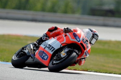 Moto GP: Ανήσυχος ο Ντοβιτσιόζο