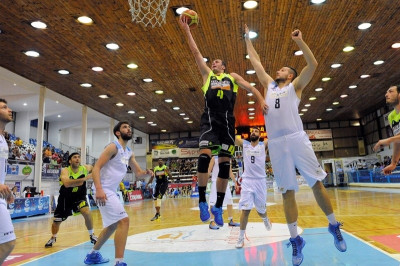 Στον Ίκαρο ο Βουγιούκας