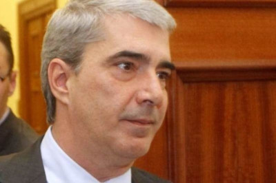 Κεδίκογλου: Ο Σκουρλέτης να φωνάξει καμία συνιστώσα να του εξηγήσει