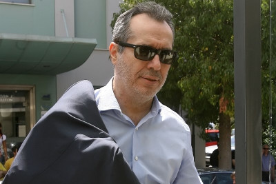 Γλυφάδα: Στα… χέρια του Κόντη