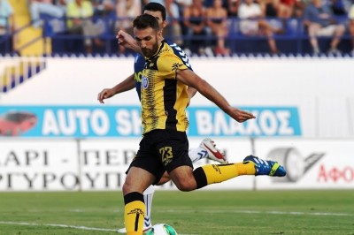 Αναστασάκος: «Προσπαθούμε να παίξουμε ποιοτικό ποδόσφαιρο»