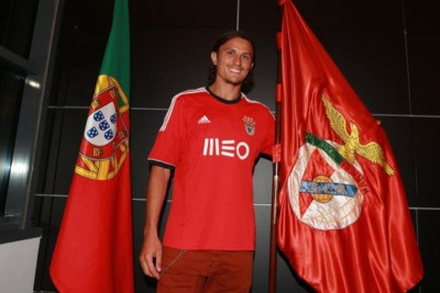 Μπενφίκα: Περιμένει τους… φίλους του Ολυμπιακού ο Φέισα!