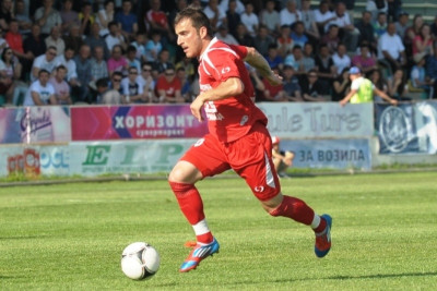 Γκολάρα από τον Μπλαζέφσκι! (video)