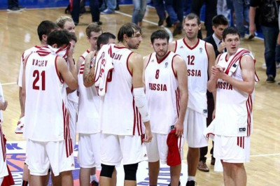 Ρωσία: «Αρκούδα» που δεν... δαγκώνει (photos+videos)