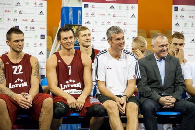 Λετονία: Πρώτη δεν είναι πια… (photos+videos)