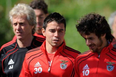 Αϊμάρ: «Φανταστικός ποδοσφαιριστής ο Σαβιόλα»