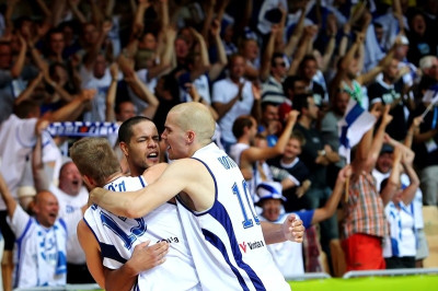 Φινλανδία: Η άψογη συνεργασία Κόπονεν – Κότι (video)