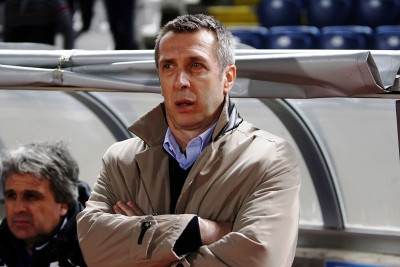 Κύπρος: Παρελθόν και τυπικά ο Νιόπλιας