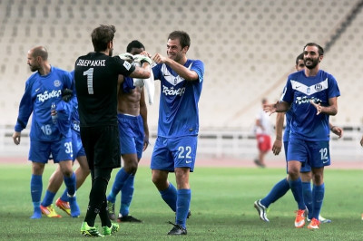 Καλλονή: Με Χουανλού και Περόνε στην Αθήνα