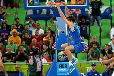 Ιταλία: Το μεγάλο κάρφωμα στην Κροατία (video)