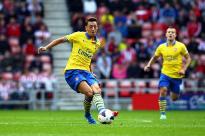 Άρσεναλ: Ξεκίνησε τις ασίστ ο Οζίλ (video)