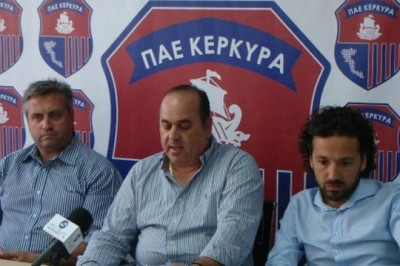Κέρκυρα: Ζητάει την παραίτηση του Ζέρβα