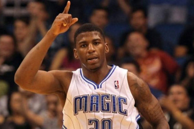 Σακραμέντο Κινγκς: Κλήση του Τζόουνς