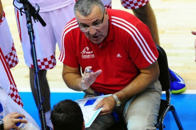 Ρέπεσα: «Στο ρυθμό της Ελλάδας» (videos)