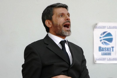 Κορωνιός: «Δεν πρέπει να σταυρώσουμε τον Τρινκιέρι»