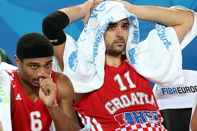 Κροατία: Ήθελε ακόμη περισσότερες τάπες (video)