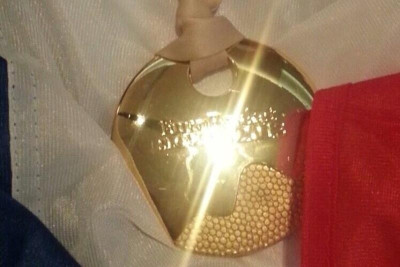 Γαλλία: «Τυφλώνει» η λάμψη του χρυσού (photo)