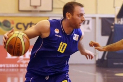 Πανελευσινιακός: «Δικός» του ο Μάντζαρης