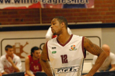 Απόλλωνας Πατρών: Δύο «μέσα», άλλοι δύο «έξω»