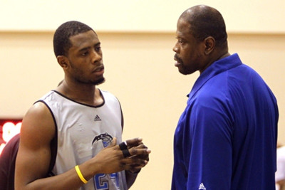 Γιούινγκ Τζούνιορ: «Προσπαθώ να πείσω τον πατέρα μου»