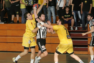 Α1 Χάντμπολ Ανδρών: Προβάδισμα νίκης για τους Δικεφάλους