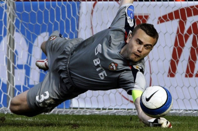 Μίλαν: Ενδιαφέρον για Ακινφέεβ