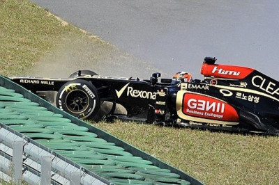 Λότους: Το τρακάρισμα του Ραϊκόνεν (photos+video)