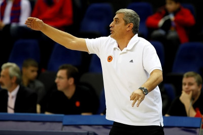 Πεδουλάκης: «Είμαστε καλύτεροι, πρέπει να γίνουμε ομάδα»