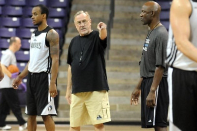 Μινεσότα Τίμπεργουλφς: Αντιδραστικός Έιντελμαν