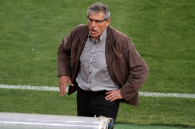 Απόλλων Σμ.: Εν αναμονή του Αναστασιάδη