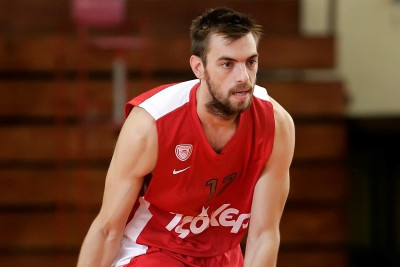 Μάντζαρης: «Το πρωτάθλημα πάνω από όλα»