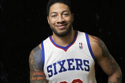 Φιλαδέλφεια 76ερς: Ντεμπούτο για Ουάιτ