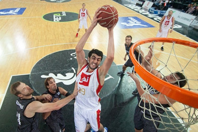 Σαραγόσα: Το μεγάλο κάρφωμα του Σερμαντίνι (video)