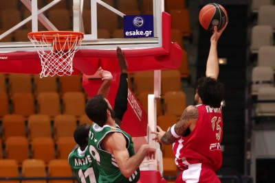 Ολυμπιακός: Η φάση του ντέρμπι (video)