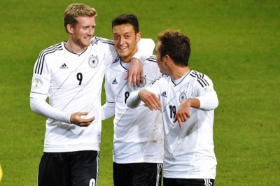 Άρσεναλ: Ανησυχία με Οζίλ