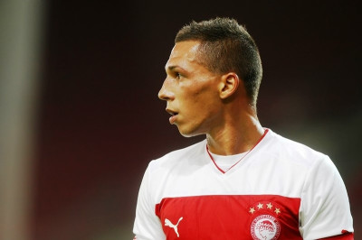 Ολυμπιακός: Νοκ άουτ Μπονγκ και Χολέμπας