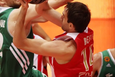 Ολυμπιακός: Δεν παίζει ο Μπέγκιτς