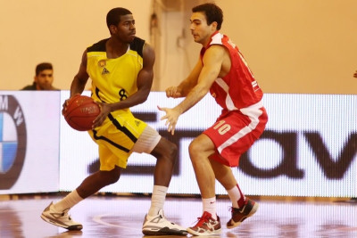 Στέφενς: «Ανυπομονώ να παίξω»