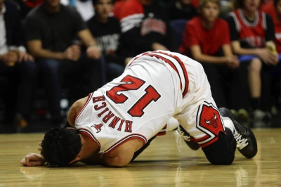 Σικάγο Μπουλς: Ξεκίνημα χωρίς Νοά και Χάινριχ