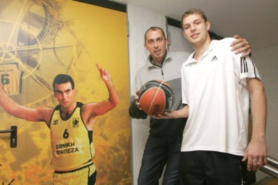 Λυπηρίδης: «Πολύ βαριά η φανέλα του Άρη» (photos)