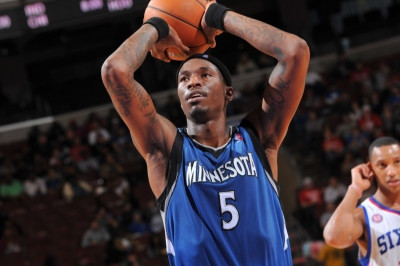 Σαν Αντόνιο Σπερς: Δοκιμάζουν Χάουαρντ