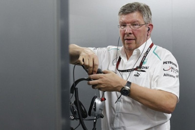 Μερσέντες: Εγκαταλείπει ο Ρος Μπρον (photos+video)