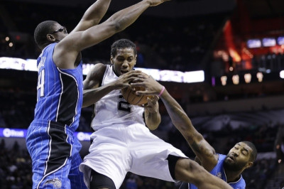 Σαν Αντόνιο Σπερς: Επέκταση συμβολαίου για Καούχι