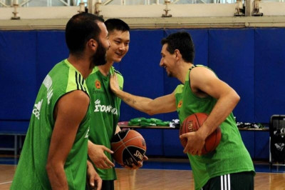 Οι «αιώνιοι», η υπόκλιση του Πινγκ Σανγκ και οι αναμνήσεις του Κλέιζα