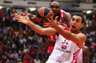 Ιντμπίχι: «Μας τιμώρησε ο Ολυμπιακός»