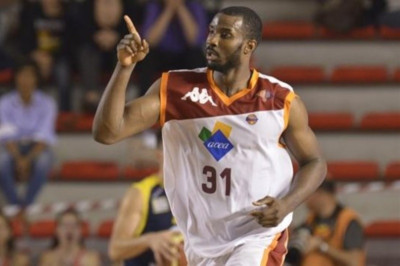 Αρμάνι Τζινς Μιλάνο: Η… πέμπτη φετινή ομάδα του Λαουάλ