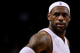 Ο Λεμπρόν... χορεύει με τη μπάλα (video)