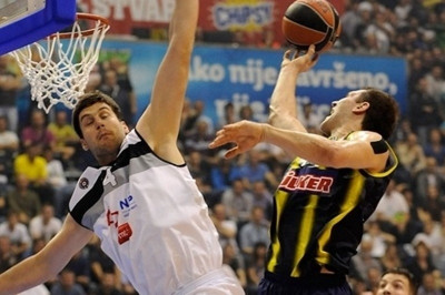 Φενέρμπαχτσε Ούλκερ: «Γκρέμισε» την μπασκέτα ο Βίντμαρ (video)