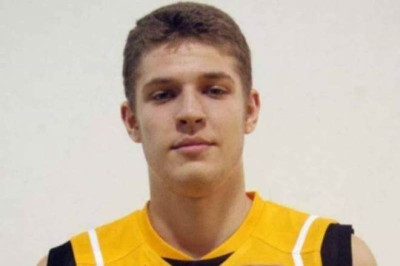 Βεζένκοφ: «Νίκη μαζί με τον κόσμο»