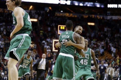 Μπόστον Σέλτικς: Buzzer-beater του Γκριν στο Μαϊάμι (videos)